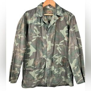 Vintage hunting jacket, M-L, green camo buttons,  front pockets Water Repellent